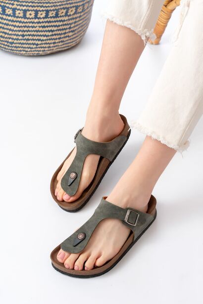Kadın Nubuk Parmak Arası Sandalet  Haki 4