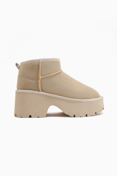 Classic Ultra Mini New Heights Kısa Bilek Içi Kürklü Platform Taban Günlük Bot  Bej