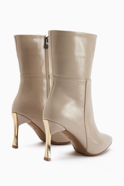 Sivri Burun İnce Altin Topuklu Kisa Çizme  Bej 4