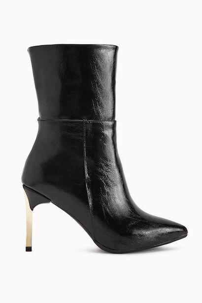 Sivri Burun İnce Altin Topuklu Kisa Çizme 