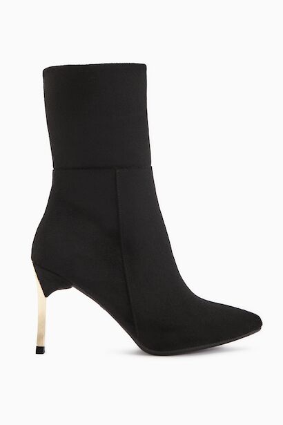 Sivri Burun İnce Altin Topuklu Kisa Çizme 