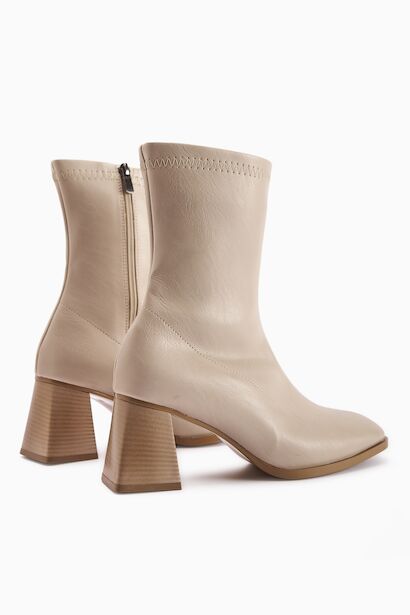 Kadın Bej Küt Burun Topuklu Bot  Bej 4